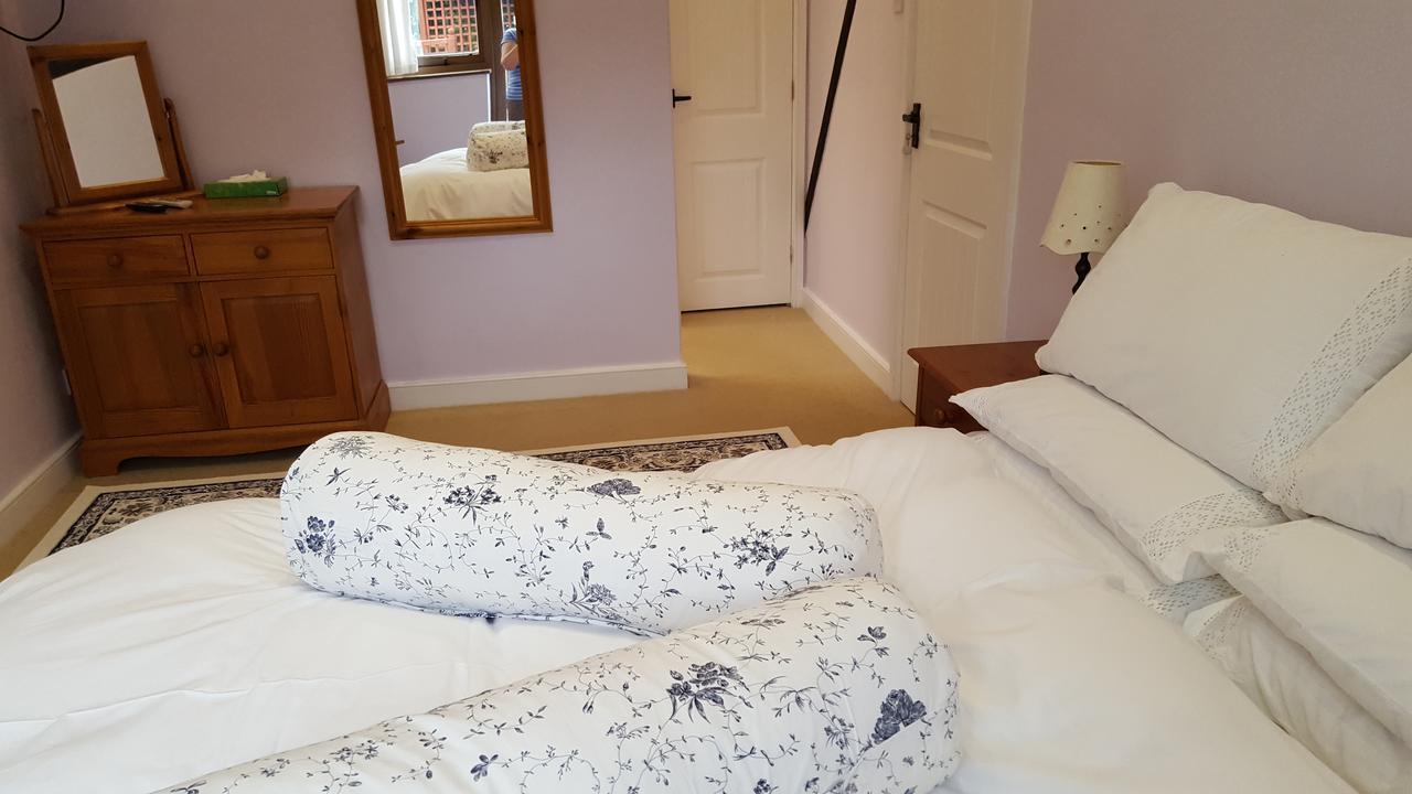 Follets B&B Pewsey Buitenkant foto